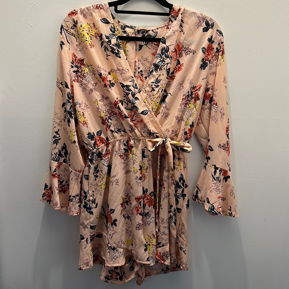 Amazon romper light pink floral